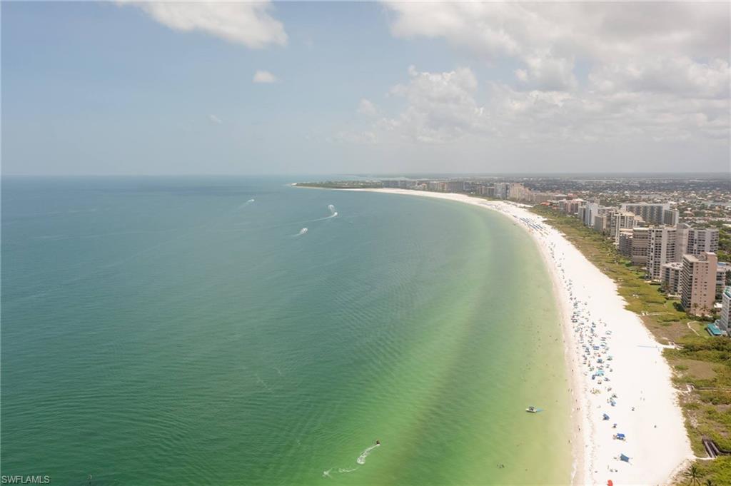 ESTATES - Residential