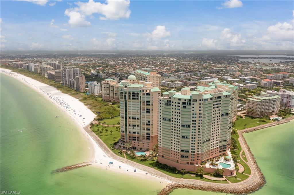 ESTATES - Residential