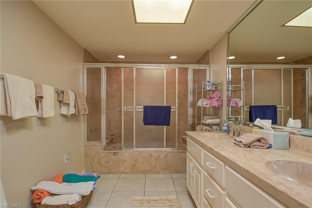 ESTATES - Residential