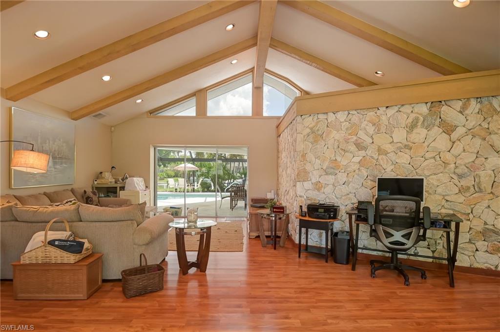 ESTATES - Residential