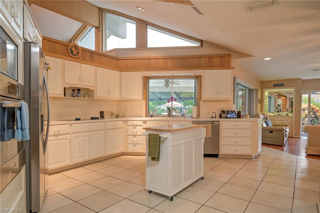 ESTATES - Residential