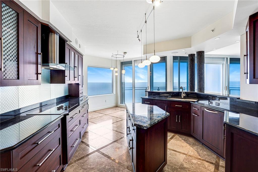 BRIGHTON AT BAY COLONY - Residential