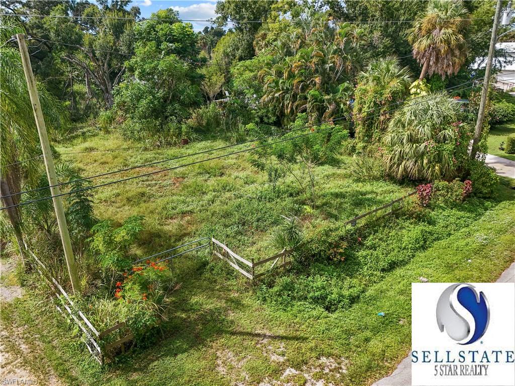 NORTH FORT MYERS - Land