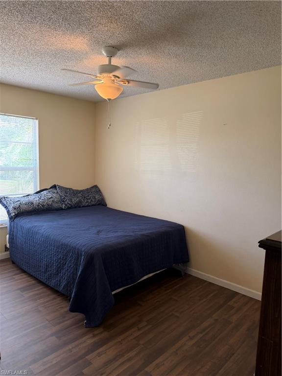 SAN CARLOS PARK - Residential