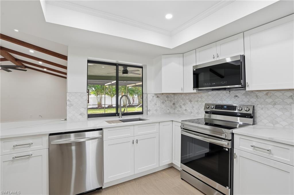 CAPE CORAL - Residential Lease