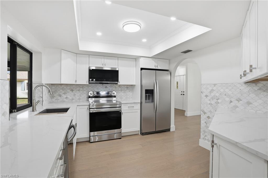 CAPE CORAL - Residential Lease