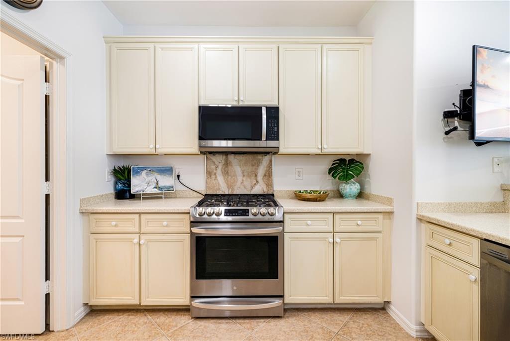 ROOKERY POINTE - Residential