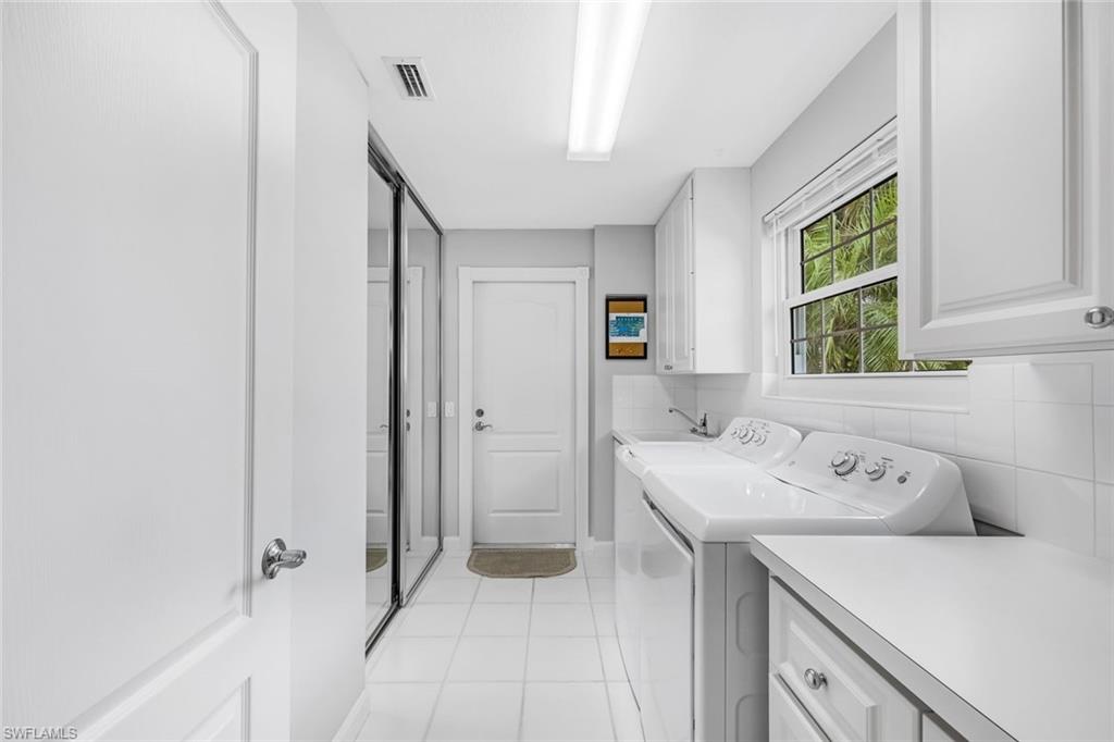 VILLAGE WALK - Residential