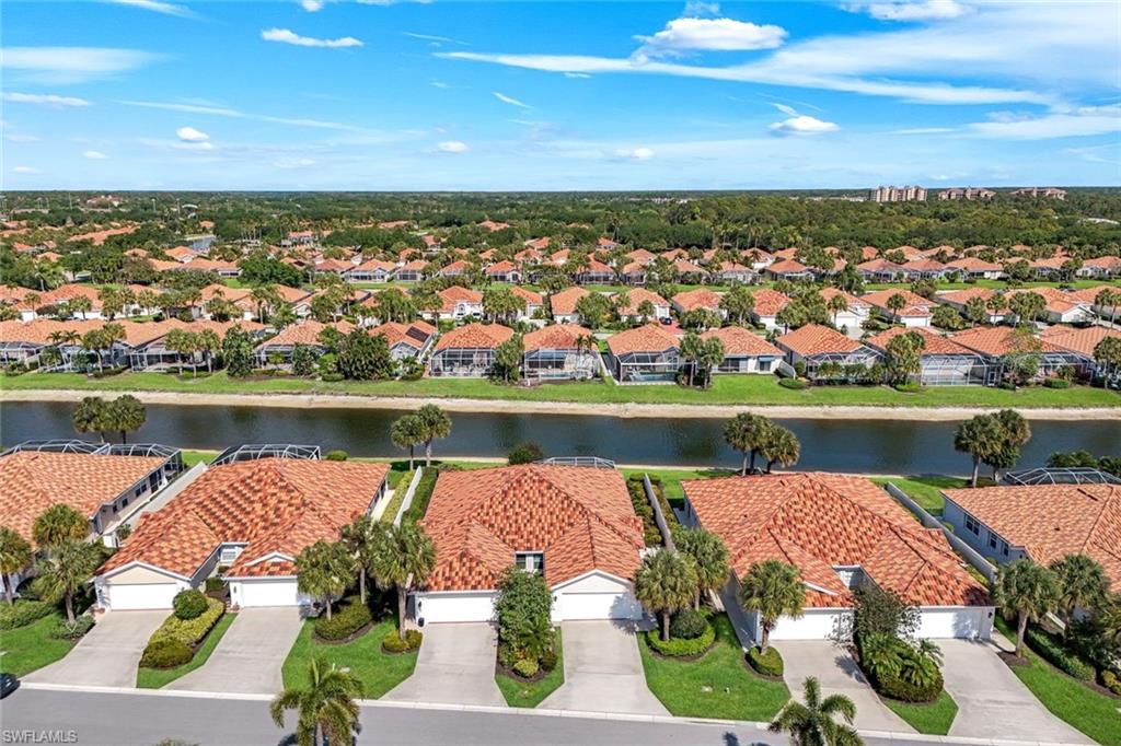 VILLAGE WALK - Residential