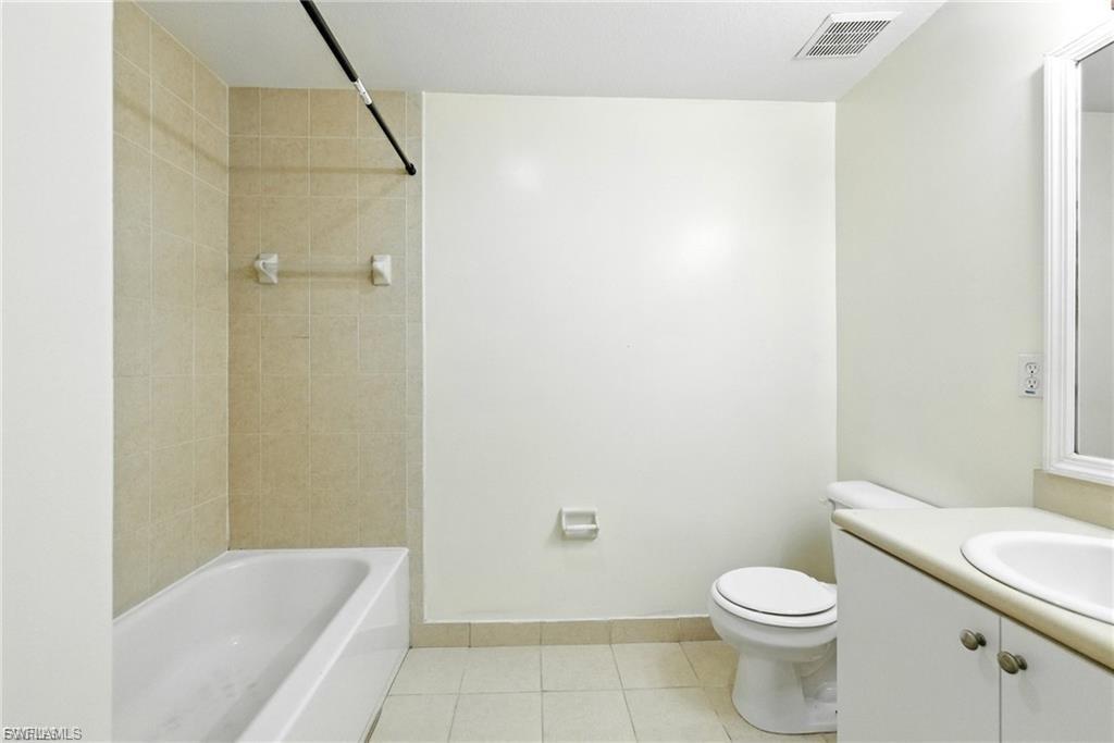 THE COVE AT SIX MILE - Residential Lease