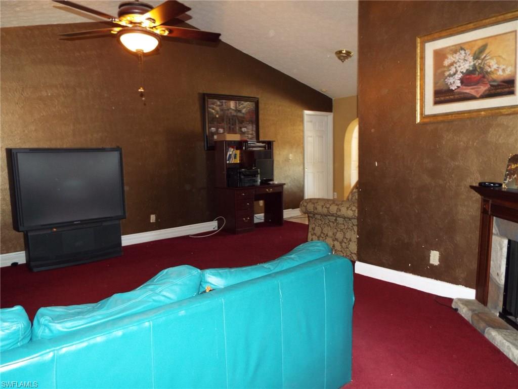 GOLDEN GATE ESTATES - Residential