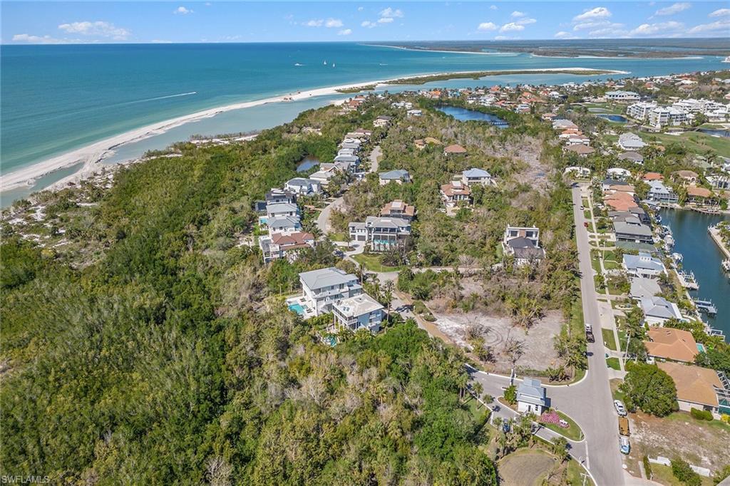 HIDEAWAY BEACH - Residential