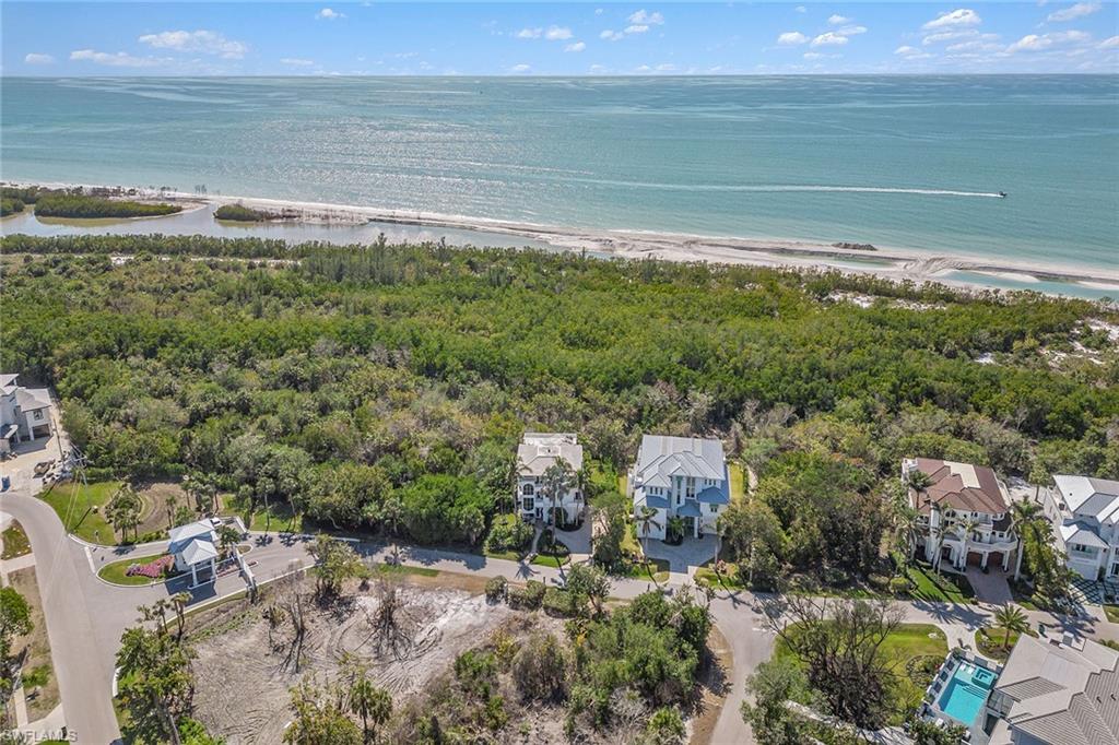 HIDEAWAY BEACH - Residential