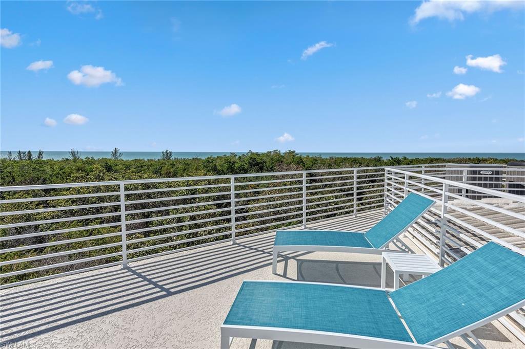 HIDEAWAY BEACH - Residential