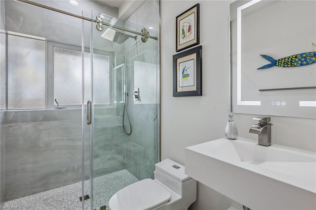 HIDEAWAY BEACH - Residential