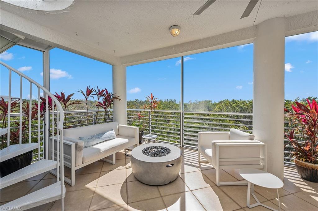 HIDEAWAY BEACH - Residential