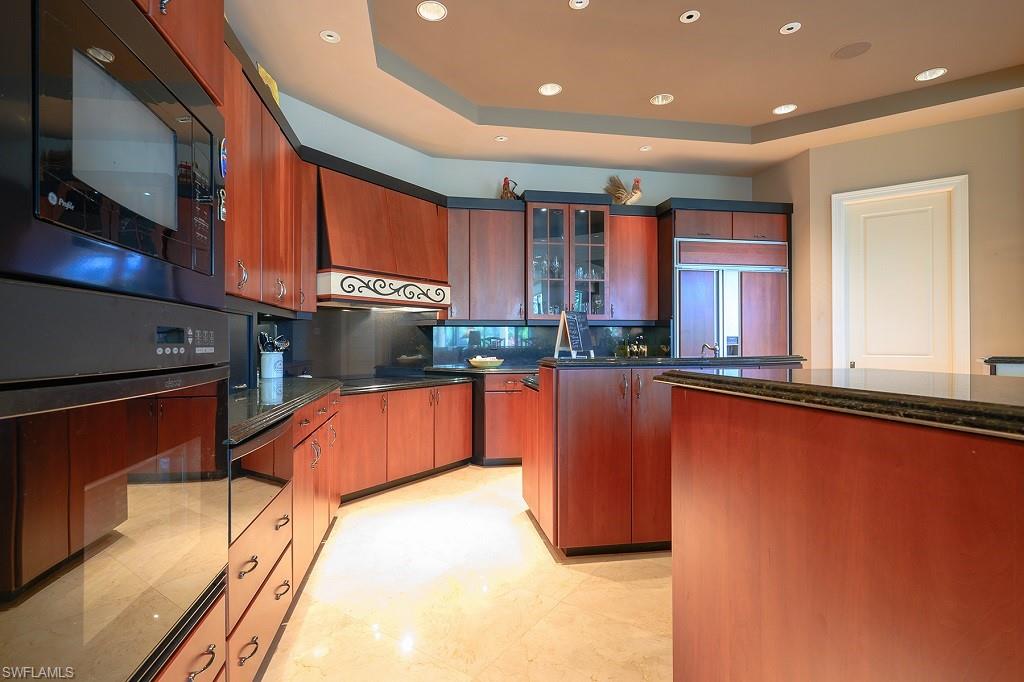 MARINA POINTE - Residential