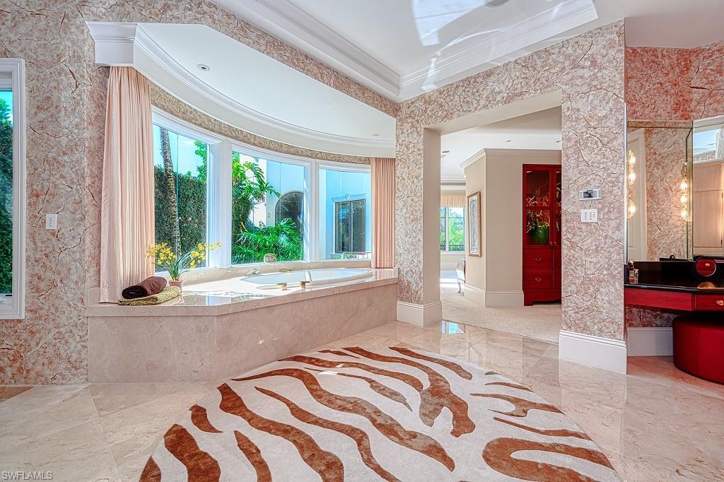 MARINA POINTE - Residential