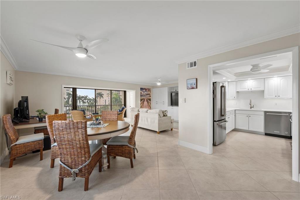 WINDSOR COURT - Residential