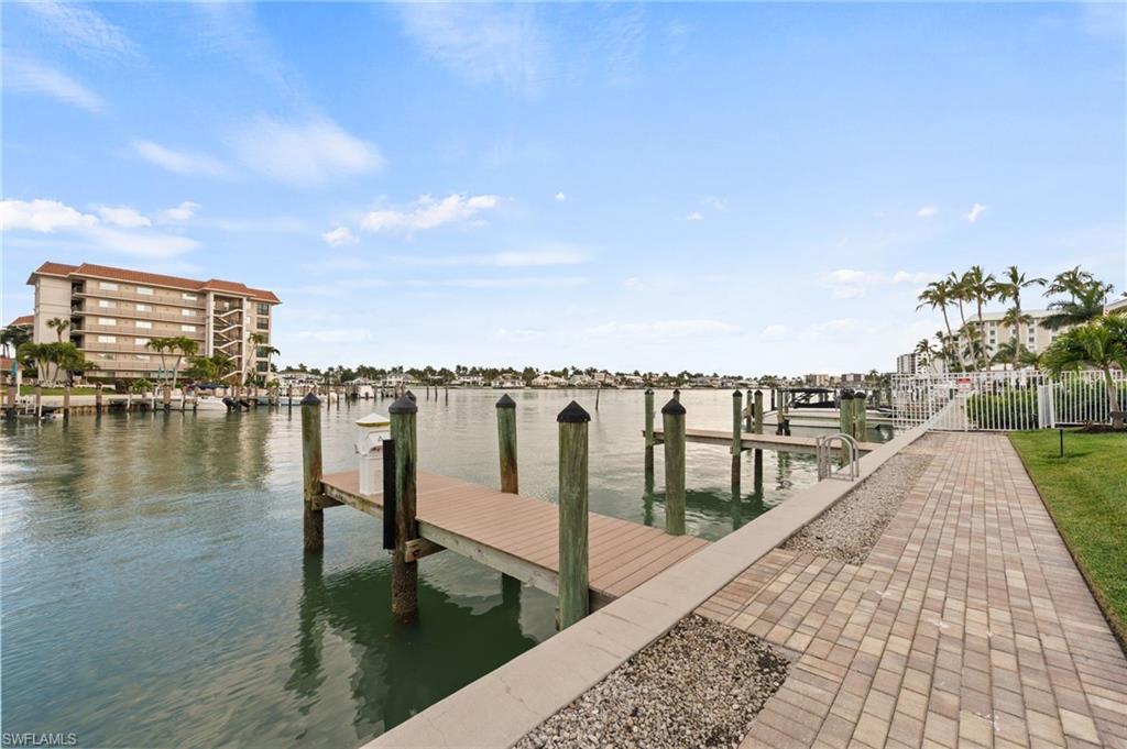 WINDSOR COURT - Residential