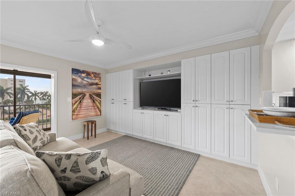 WINDSOR COURT - Residential