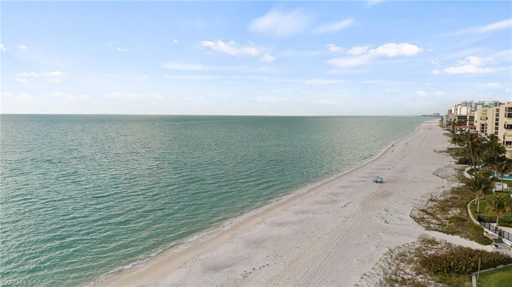 WINDSOR COURT - Residential