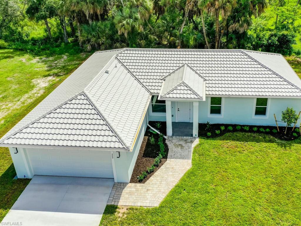 THE CAYS - Residential