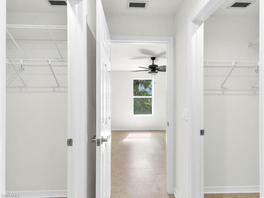 THE CAYS - Residential