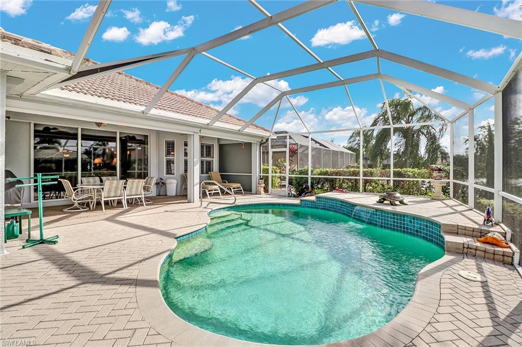 LONGSHORE LAKE - Residential