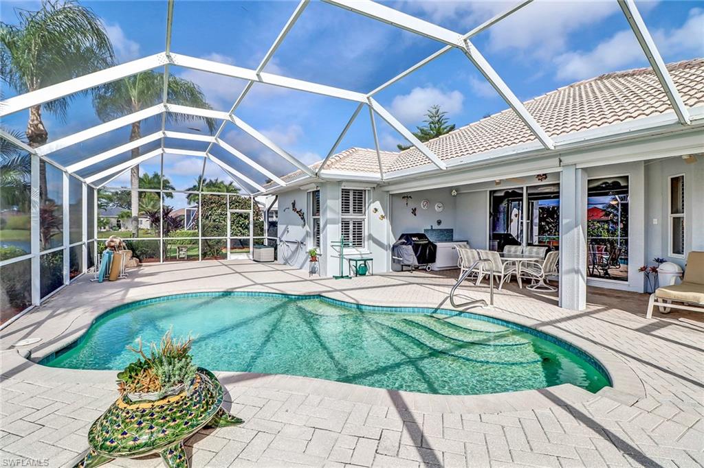 LONGSHORE LAKE - Residential