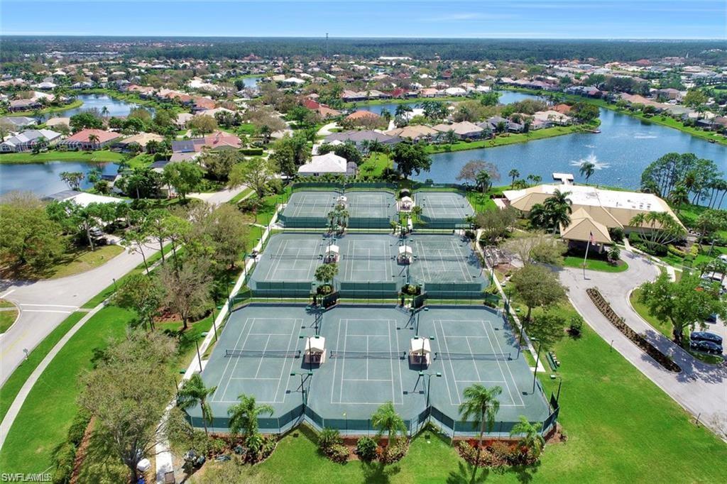 LONGSHORE LAKE - Residential