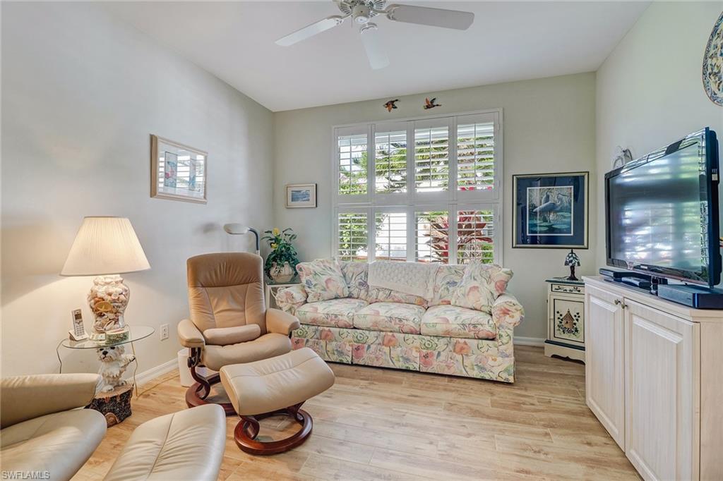 LONGSHORE LAKE - Residential