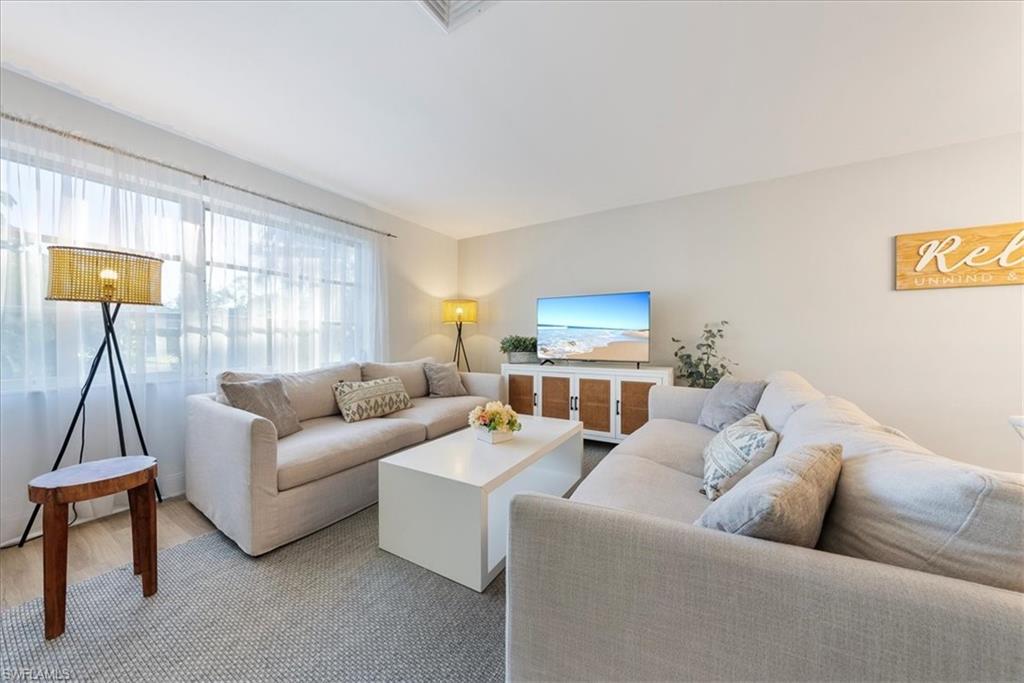 657 Pompano DR