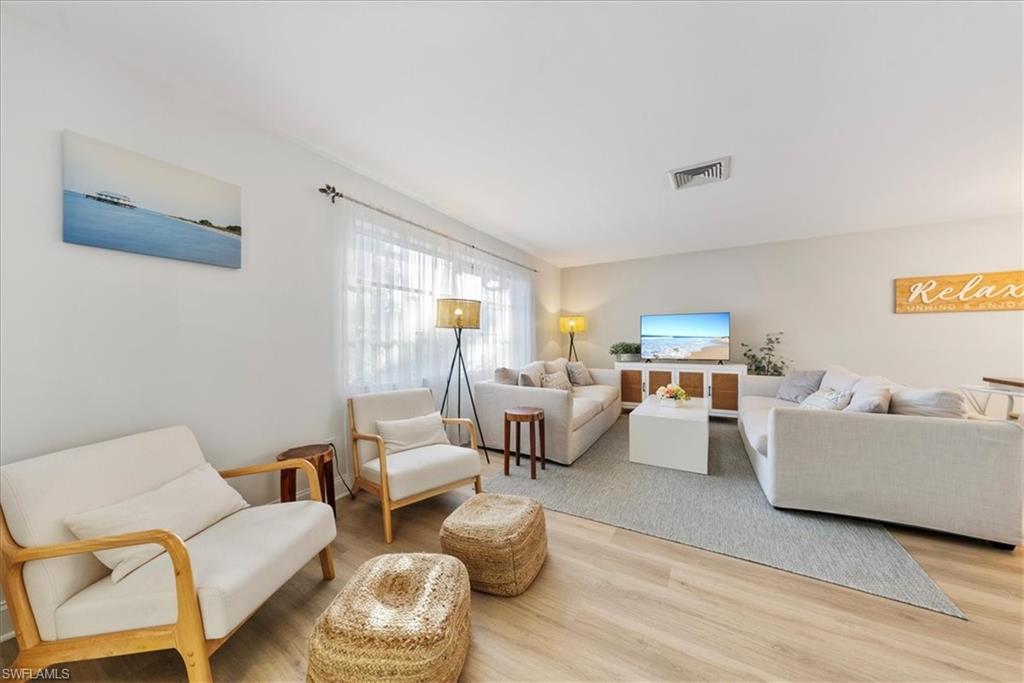 657 Pompano DR