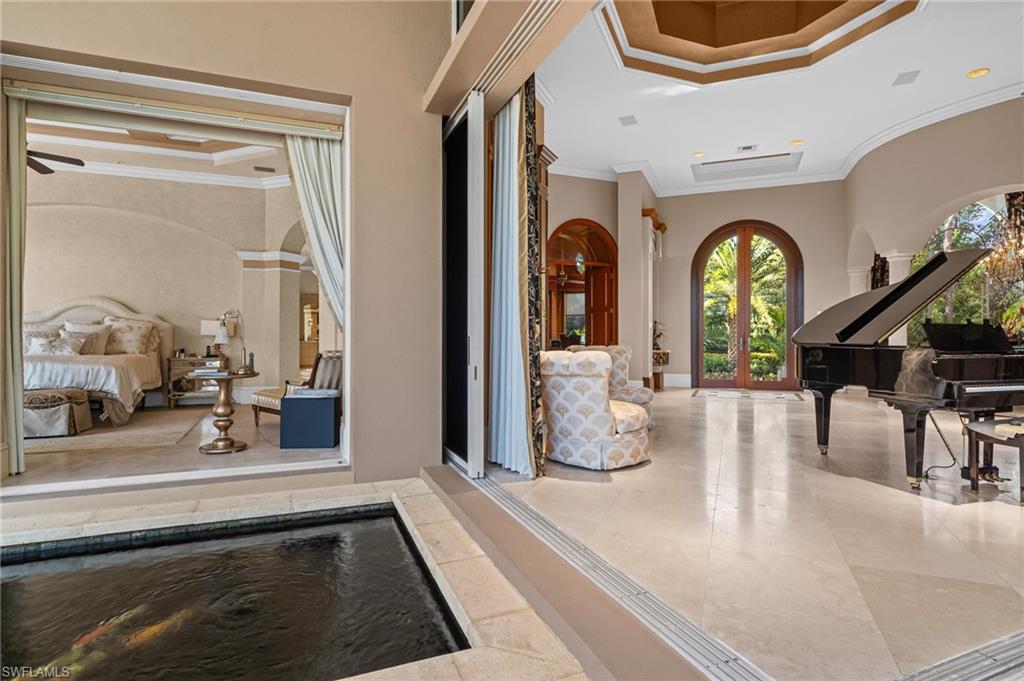 NAPLES CLUB ESTATES - Residential