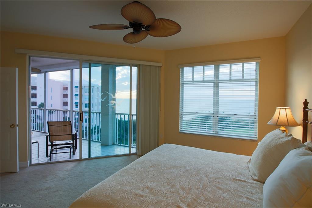 BAREFOOT BEACH CLUB - Residential