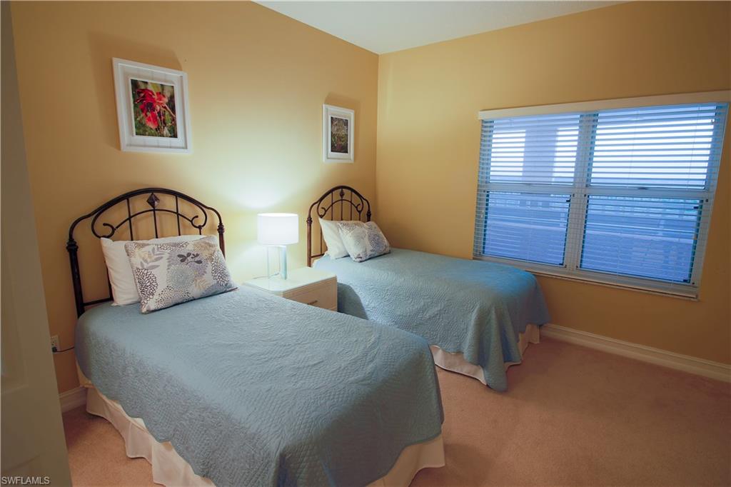 BAREFOOT BEACH CLUB - Residential