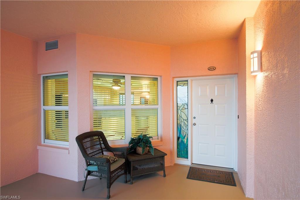 BAREFOOT BEACH CLUB - Residential