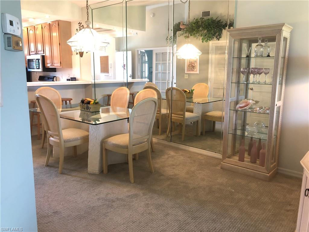 TWELVE OAKS - Residential