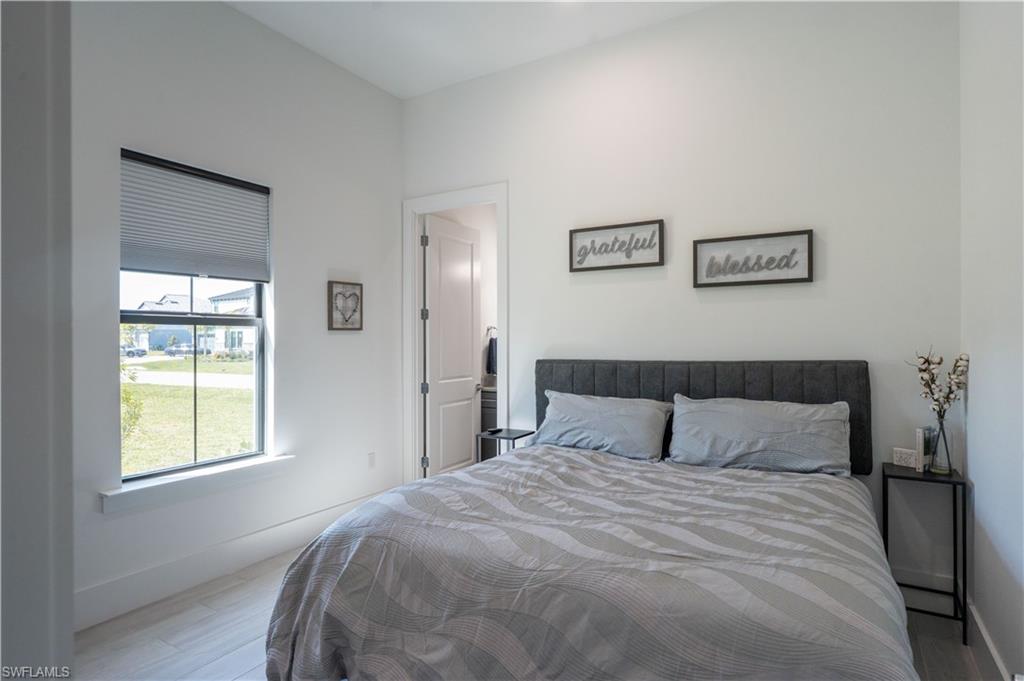 CORKSCREW ESTATES - Residential