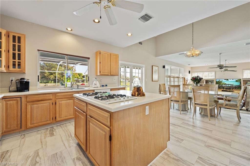 RIDGEWOOD - Residential