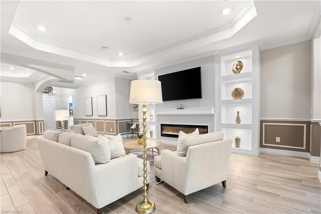 BONITA NATIONAL GOLF AND COUNTRY CLUB - Residential