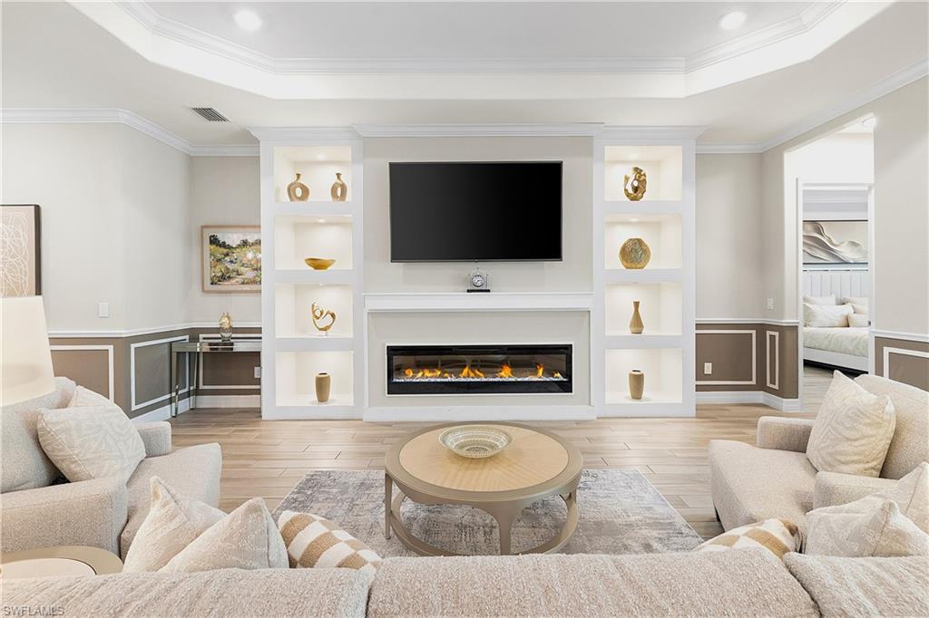 BONITA NATIONAL GOLF AND COUNTRY CLUB - Residential