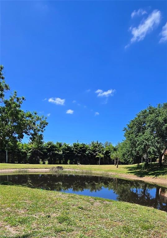 ROYAL WOODS - Residential