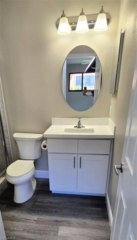 ROYAL WOODS - Residential