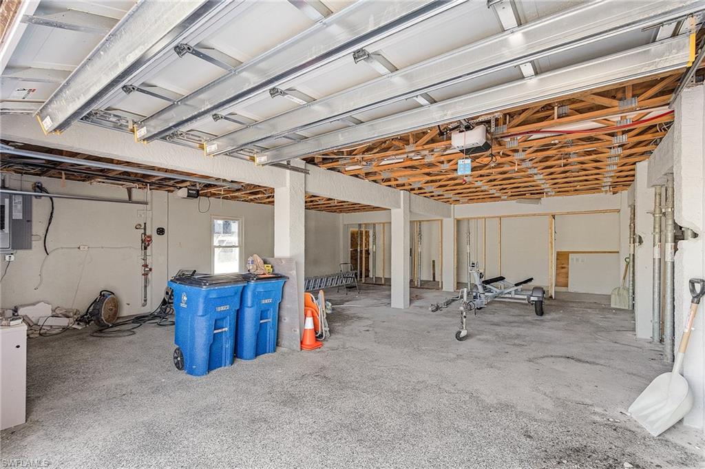 FLAMINGO HARBOUR CONDO - Residential