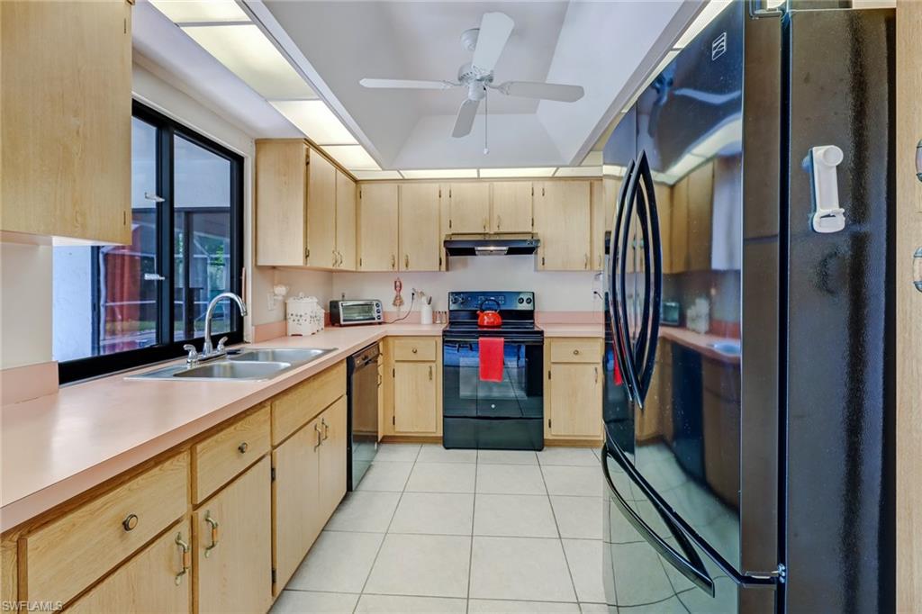 GOLDEN GATE CITY - Residential