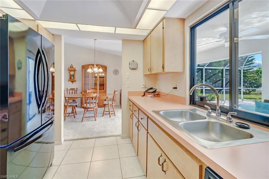 GOLDEN GATE CITY - Residential