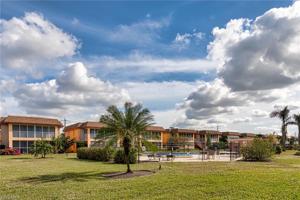 SORRENTO VILLAS - Residential