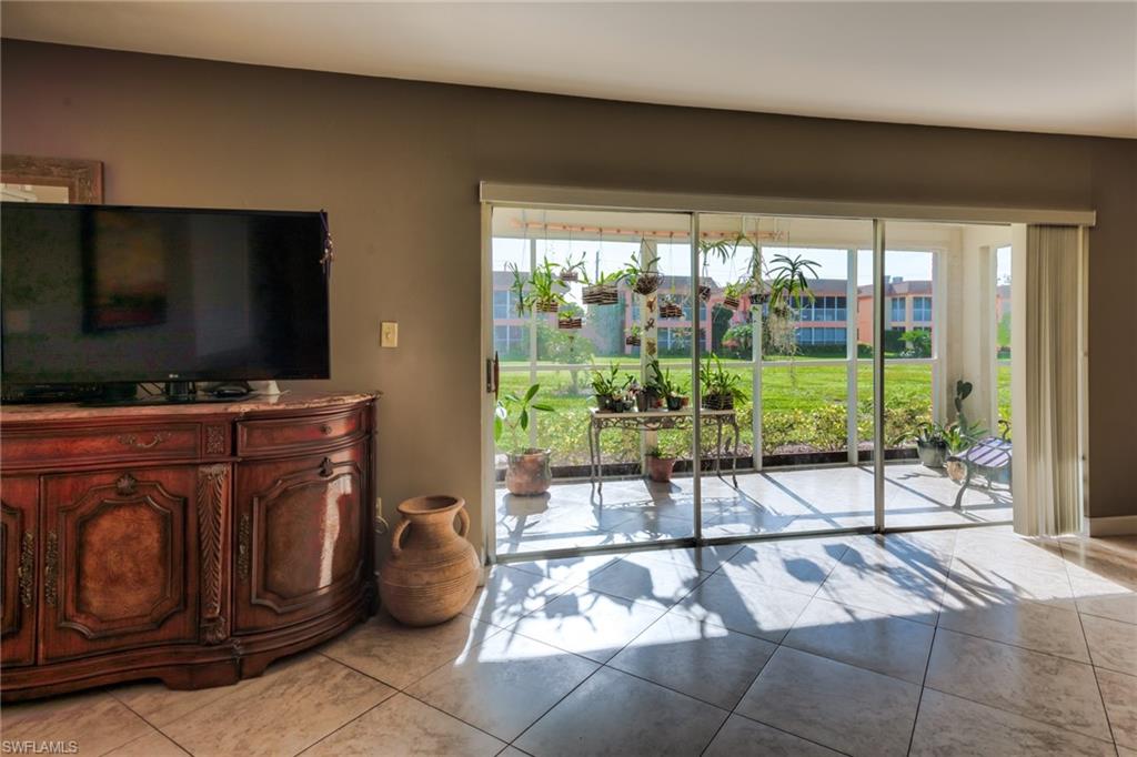 SORRENTO VILLAS - Residential